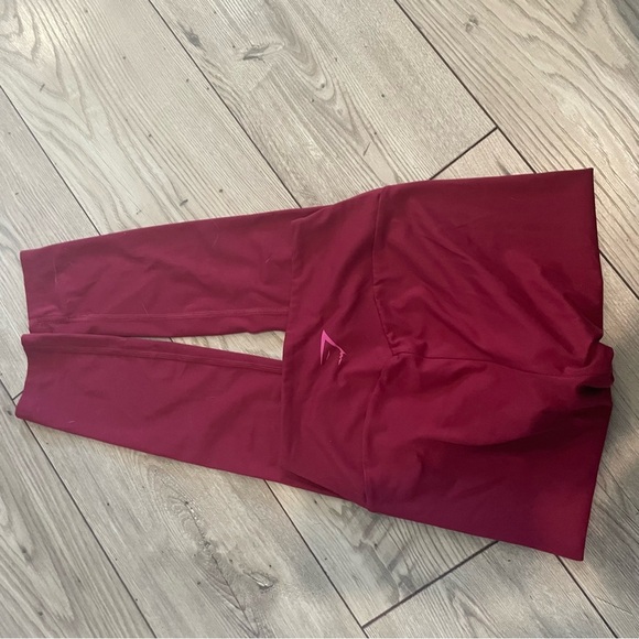 Gymshark Women's Deep Red Leggings Small - Picture 6 of 11